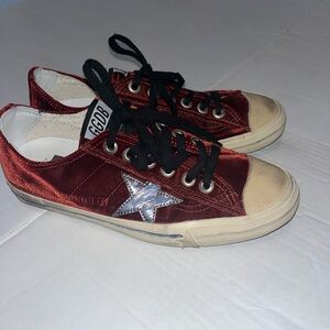 Golden Goose V Star 2 Low Top Sneaker